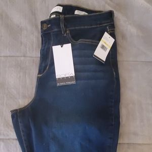 Sofia Vergara Jean's new
